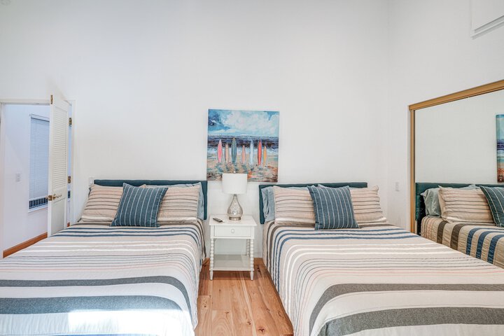 Swim Golf & Relax: Luxe Townhome in Aptos