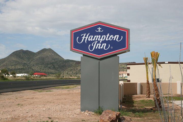Hotel 6 of 40