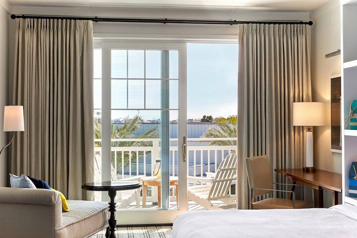 Lido House Autograph Collection