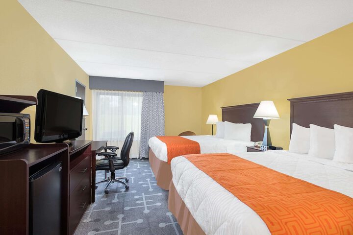 Room 9 of 23