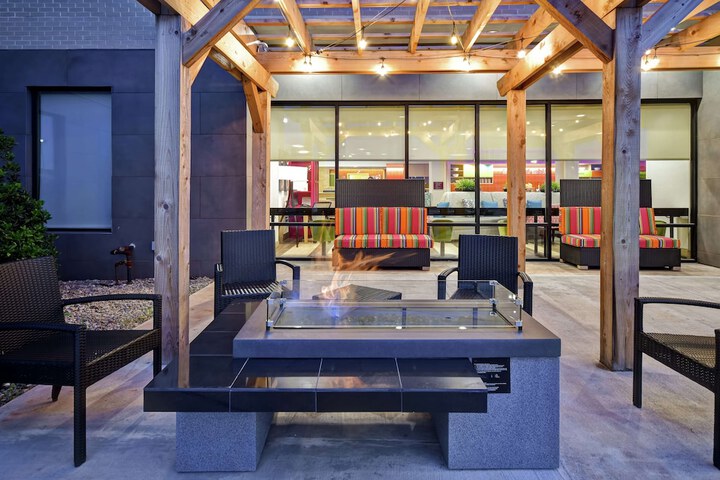 Terrace/Patio 35 of 41