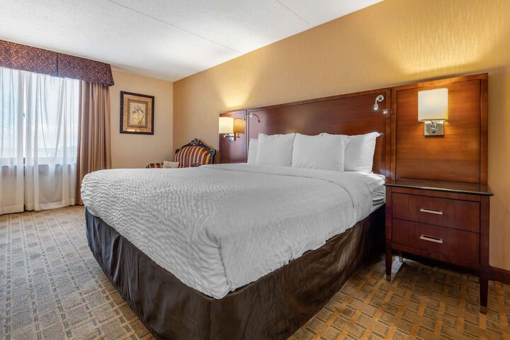 Room 28 of 45