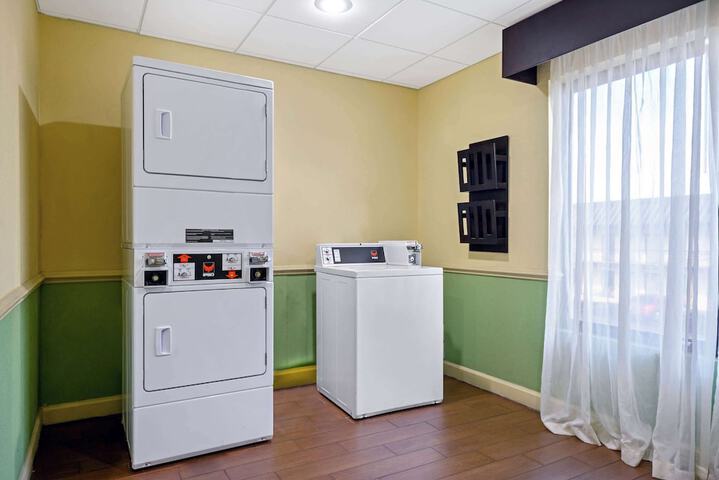 Room 42 of 55