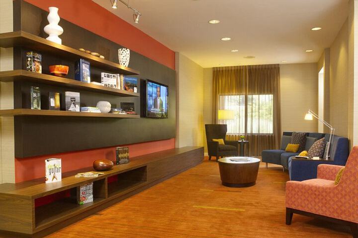 Hotel Interior 10 of 34