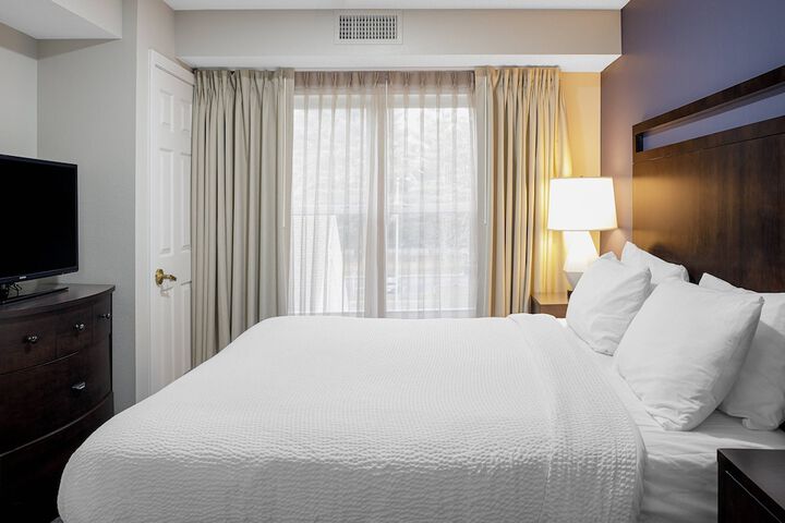 Room 29 of 37