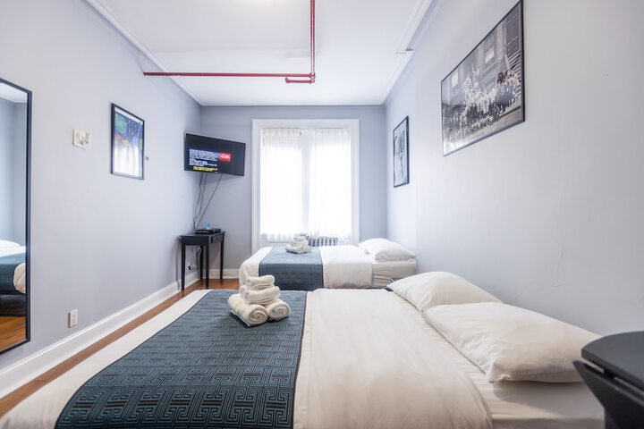 Room 33 of 67