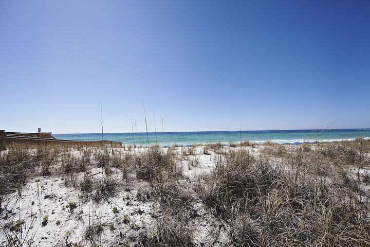 Beach 24 of 32