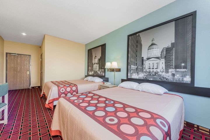 Room 14 of 25