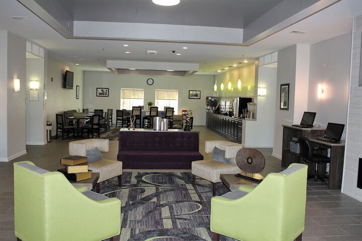 Hotel Interior 10 of 49