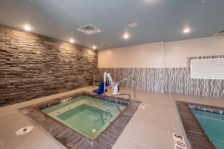 Pool 4 of 79