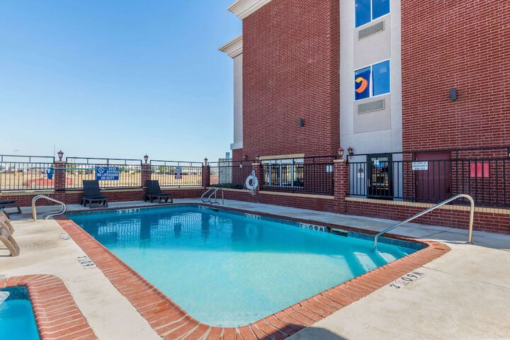 Pool 3 of 35