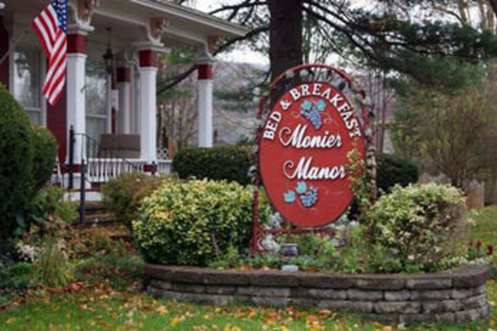 Monier Manor