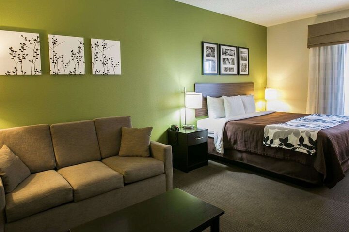 Room 15 of 24