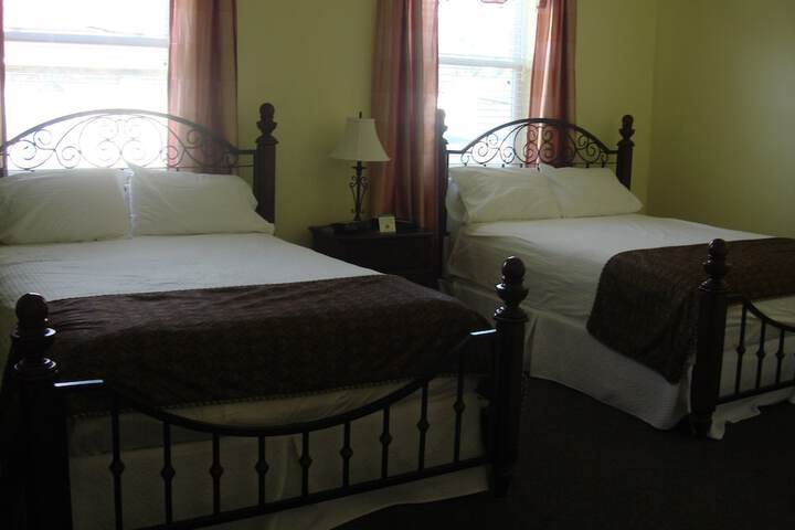 Room 22 of 26