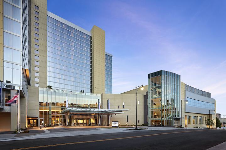 Loews Kansas City Hotel