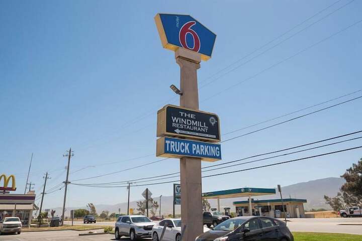 Motel 6 Soledad CA