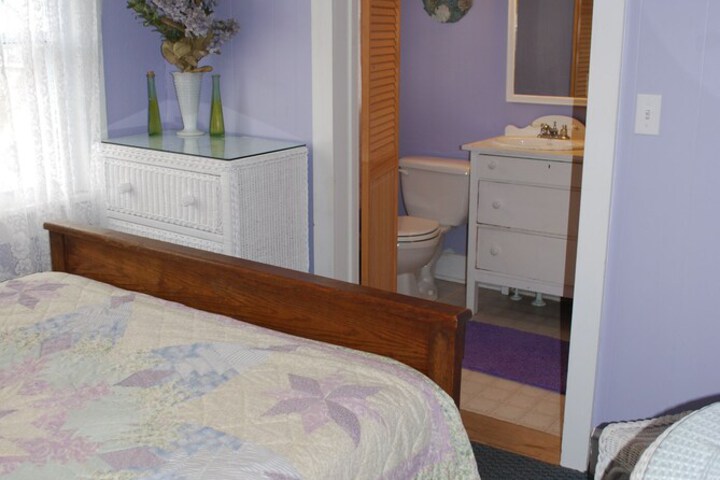Island Guest House B & B