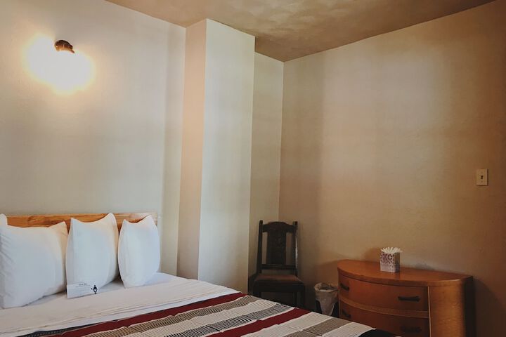 Room 35 of 68