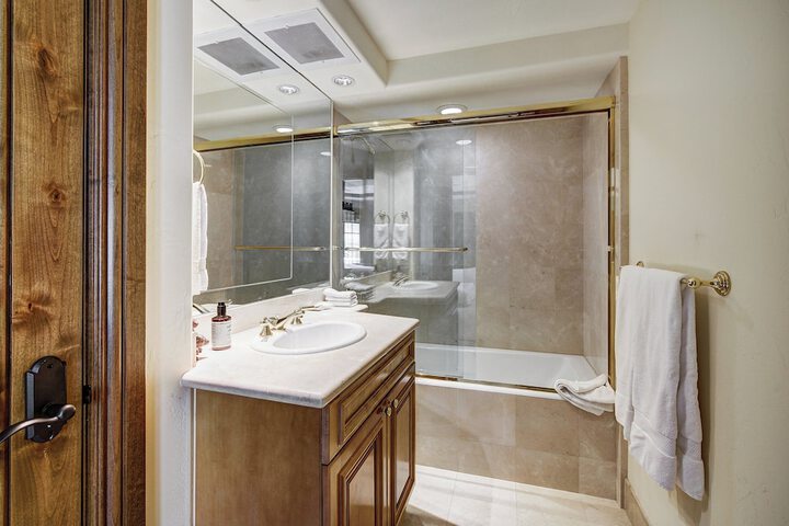 The Lodge at Vail a RockResort by Vail Resorts