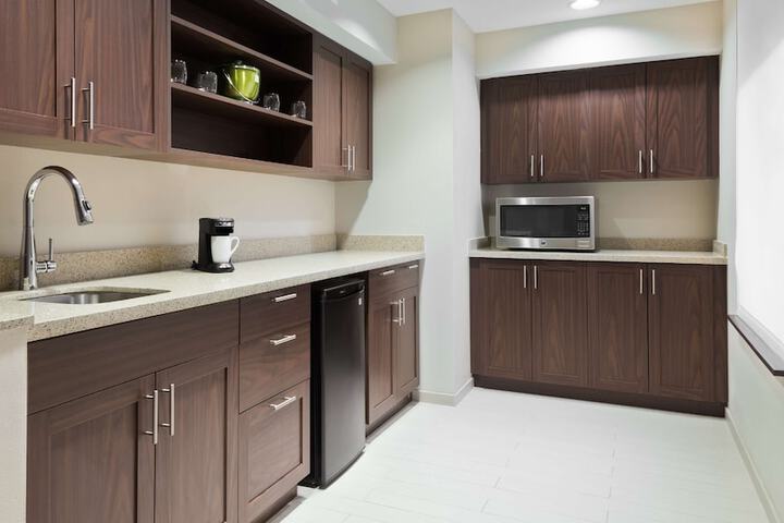 Hyatt Place Austin / Round Rock