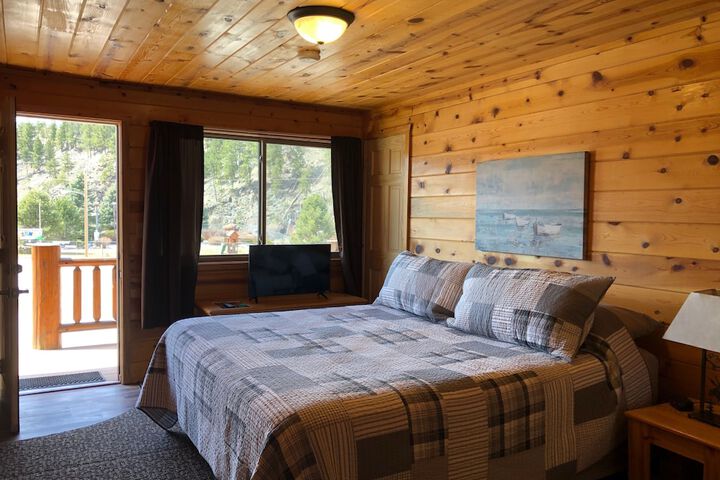 Mountain View Lodge & Cabins