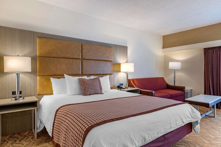 Room 21 of 46