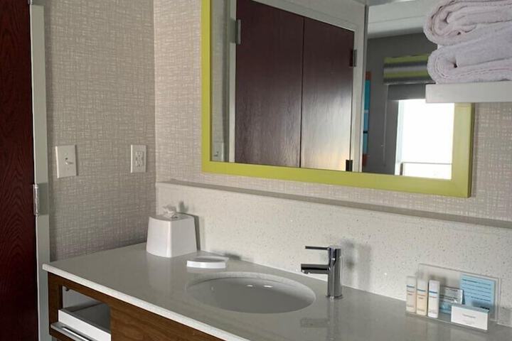 Hampton Inn & Suites Syracuse Dewitt