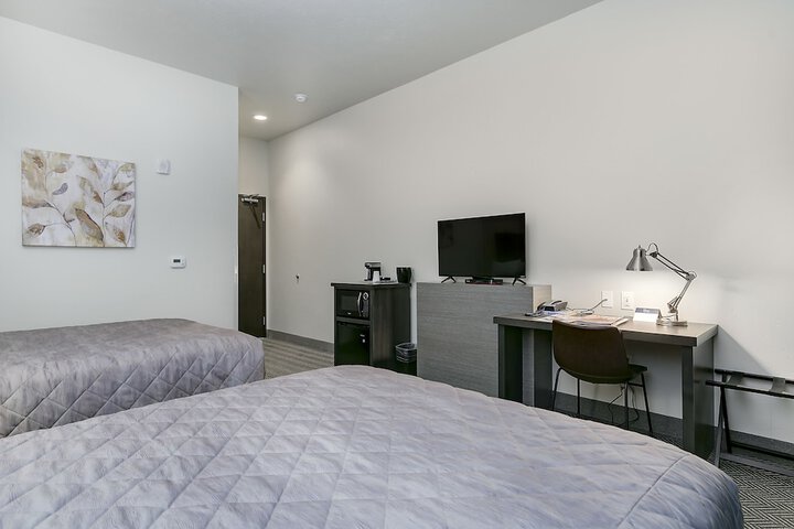 Room 50 of 95