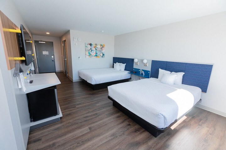 Microtel Inn & Suites by Wyndham Milford