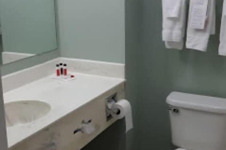 Room 13 of 43