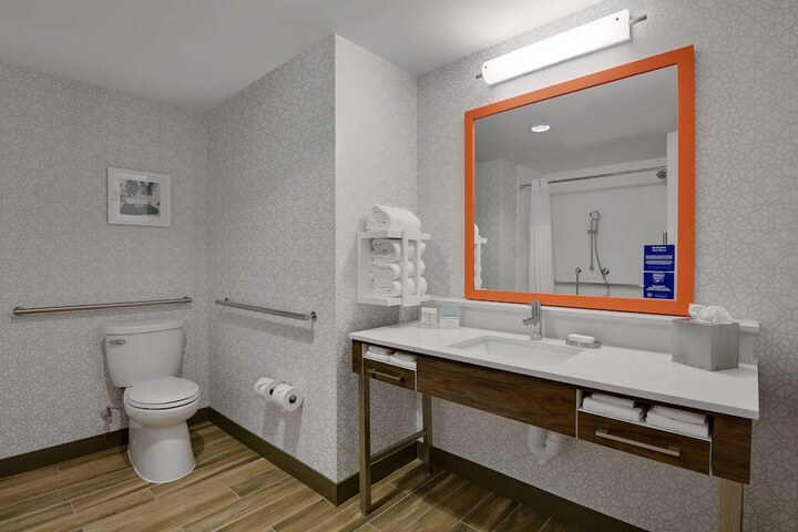 Room 22 of 45