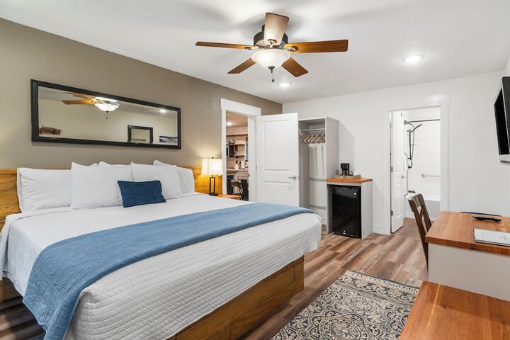 Room 15 of 39
