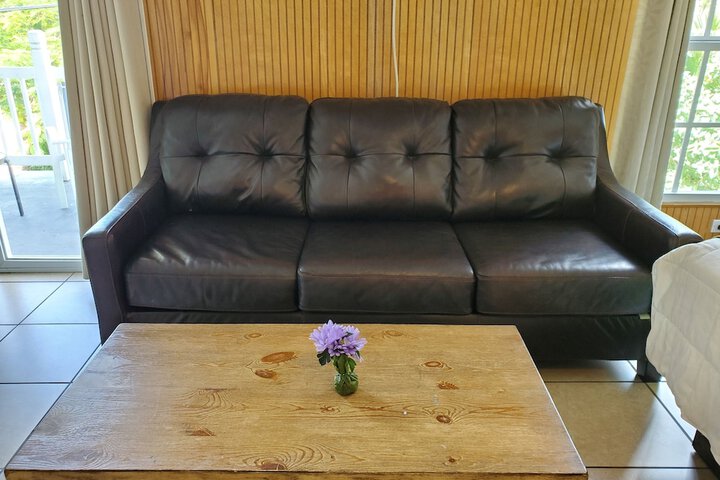 Room 121 of 219