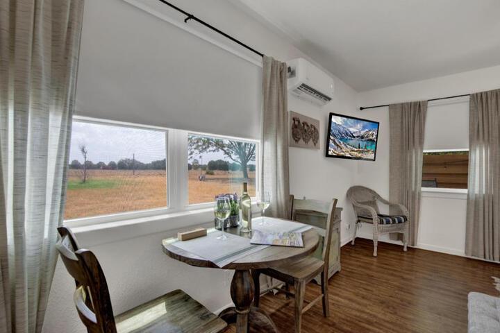 Cozy Combo Heart of Wine Trail