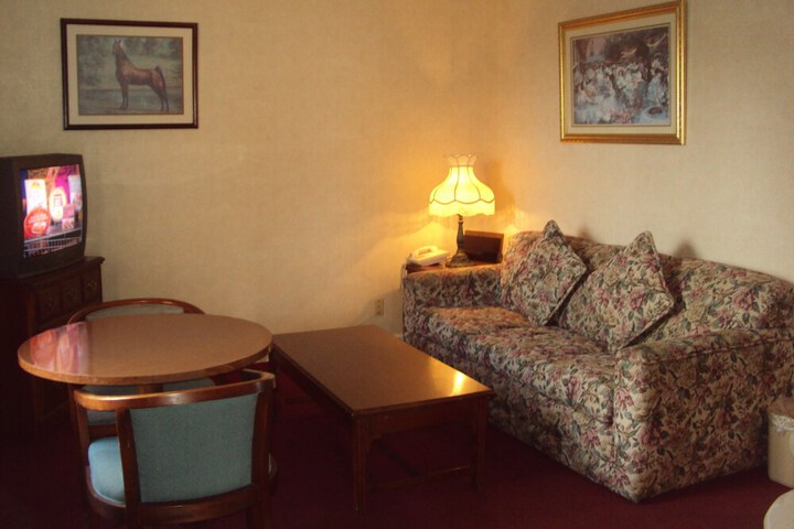 Room 30 of 32