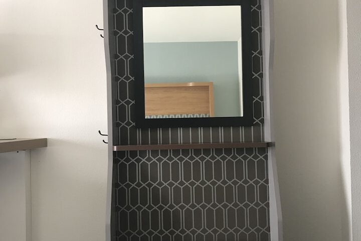 Room 28 of 108