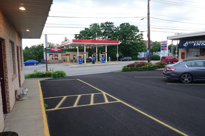 Heritage Inn