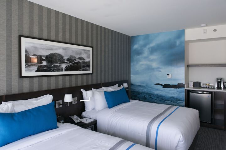 Room 13 of 50