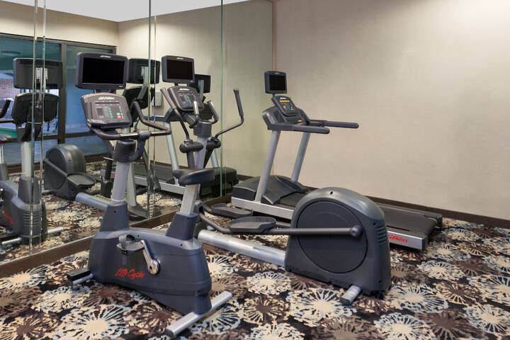 Holiday Inn Express Hotel & Suites Dayton West - Brookville by IHG