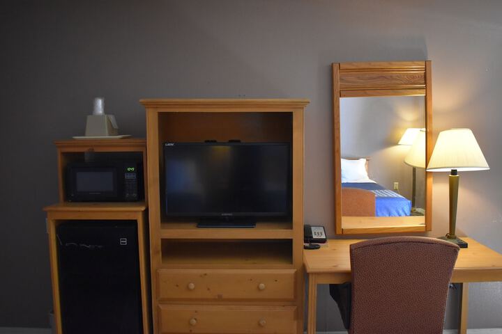 Room 11 of 22
