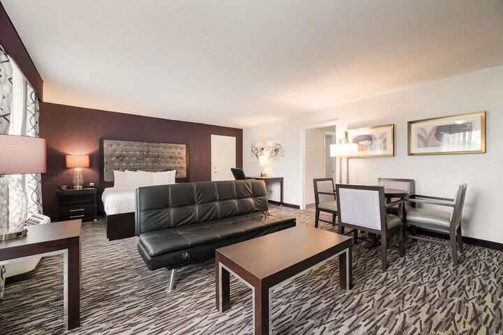Room 22 of 60