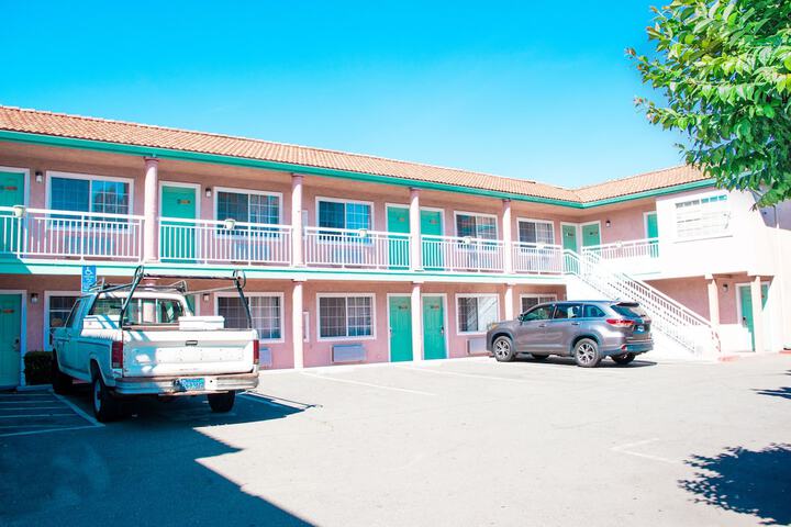 Hotel 3 of 42