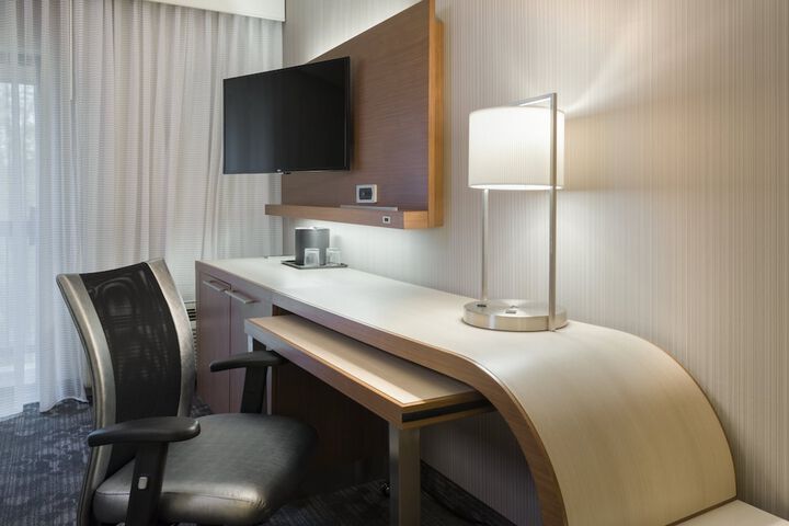 Room 14 of 31