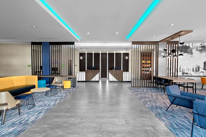 Hotel Interior 12 of 49
