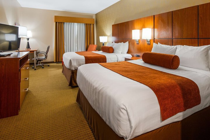 Best Western Plus Finger Lakes Inn & Suites