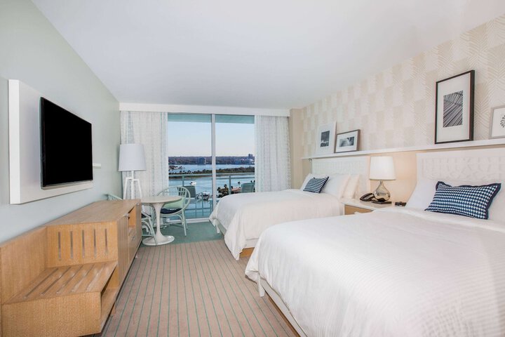 Wyndham Grand Clearwater Beach