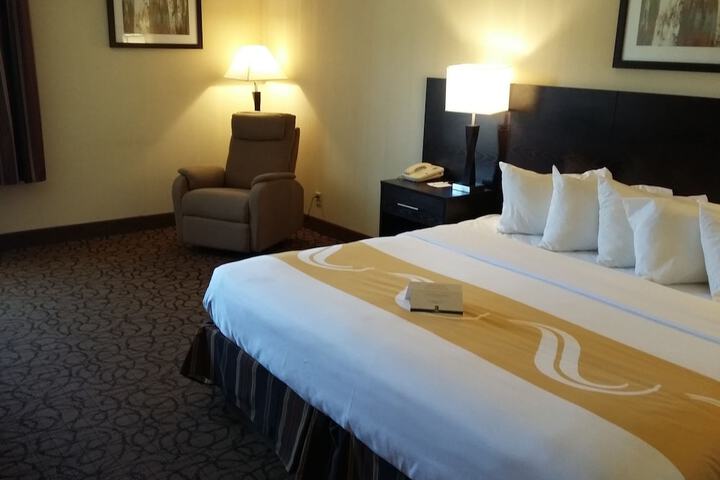 Room 43 of 72