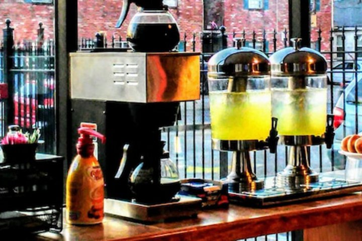 Breakfast/Coffee Service 36 of 39