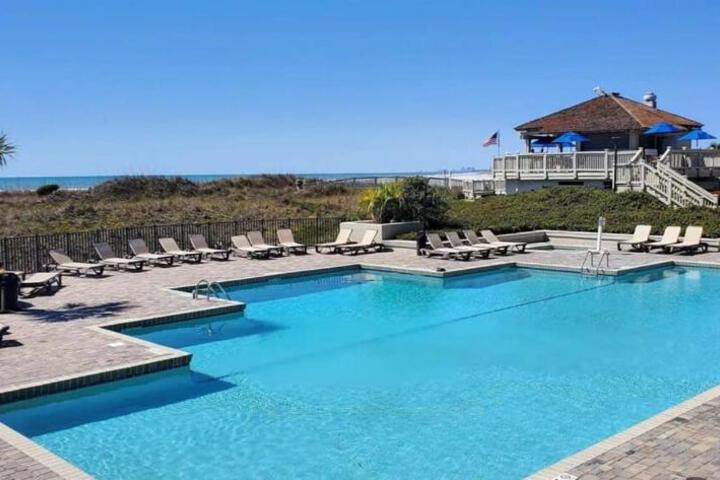 Oceanfront Condo Huge Pools Top Rated Ocean Creek Resort