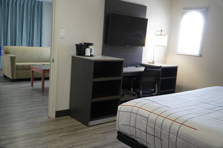 Room 79 of 102